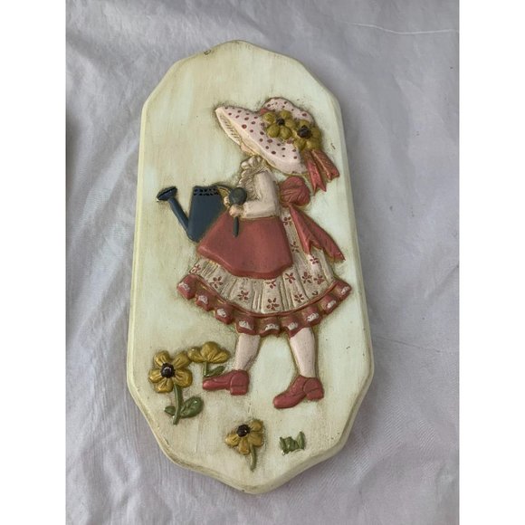 Pair Vintage Ceramic Wall Hangings - Little Girls - Picture 3 of 11